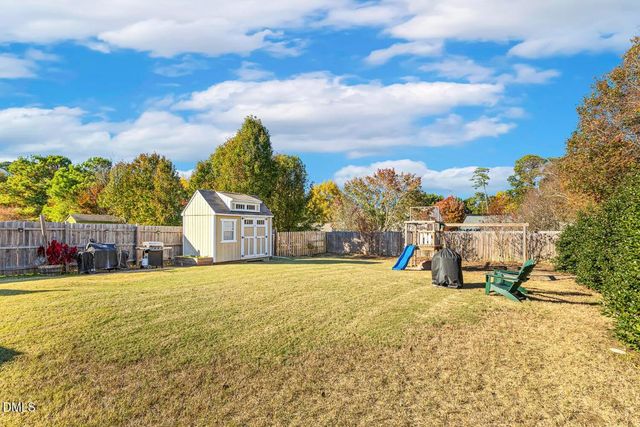 1753 E Ridge Heights Drive, Fuquay Varina, NC 27526