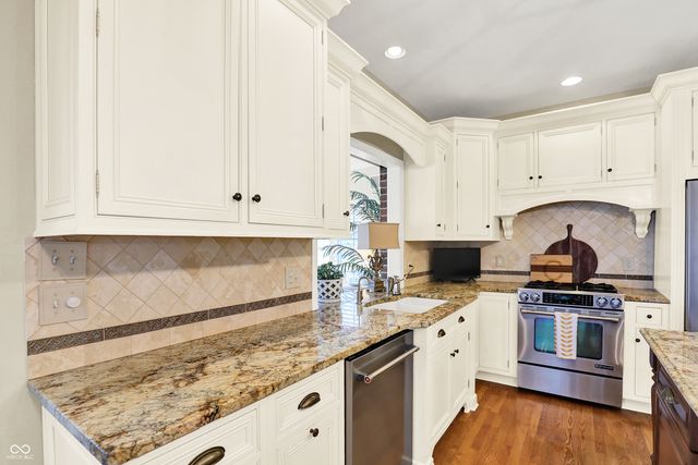 5771 Osprey Way, Carmel, IN 46033