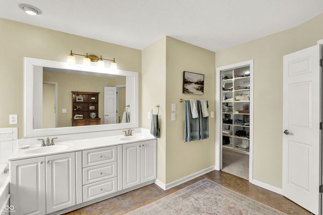 5771 Osprey Way, Carmel, IN 46033