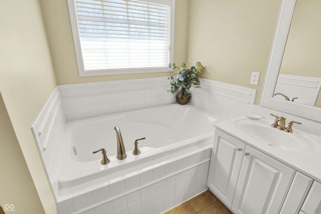 5771 Osprey Way, Carmel, IN 46033
