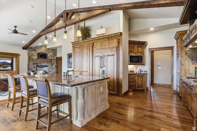 1291 S INNSBRUCK DR, Huntsville, UT 84317