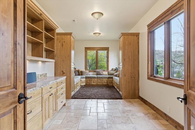 1291 S INNSBRUCK DR, Huntsville, UT 84317