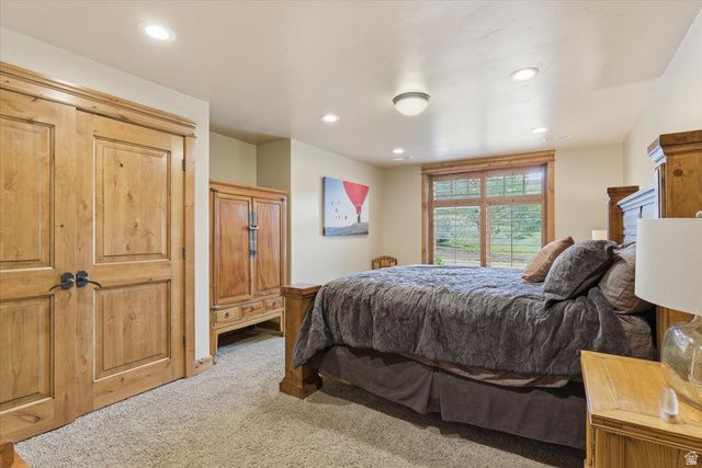 1291 S INNSBRUCK DR, Huntsville, UT 84317