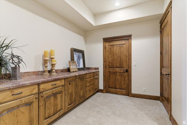 1291 S INNSBRUCK DR, Huntsville, UT 84317