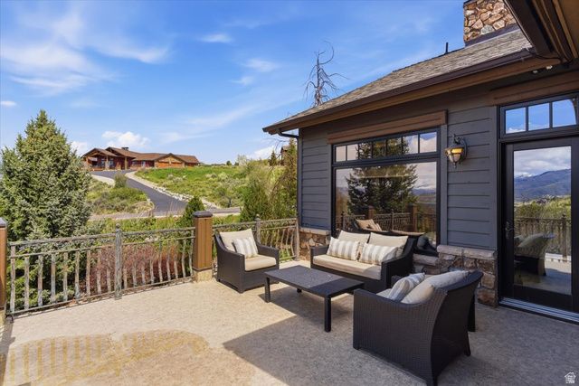 1291 S INNSBRUCK DR, Huntsville, UT 84317