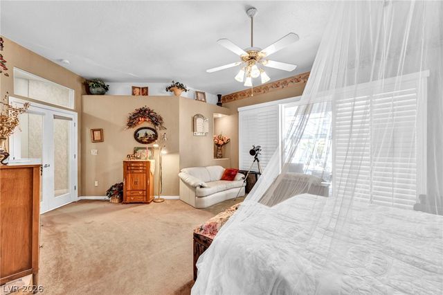 6240 North Hualapai Way, Las Vegas, NV 89149