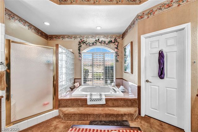 6240 North Hualapai Way, Las Vegas, NV 89149