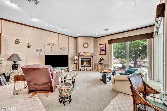 6240 North Hualapai Way, Las Vegas, NV 89149