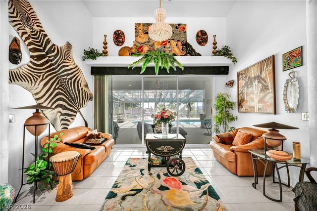 6240 North Hualapai Way, Las Vegas, NV 89149