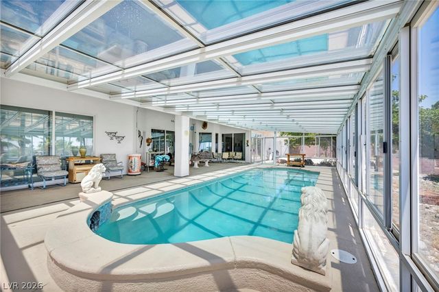 6240 North Hualapai Way, Las Vegas, NV 89149
