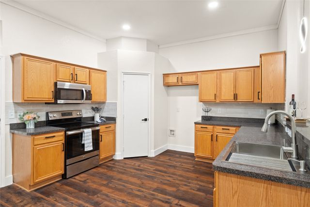 1123 Baja Drive, Grand Prairie, TX 75052