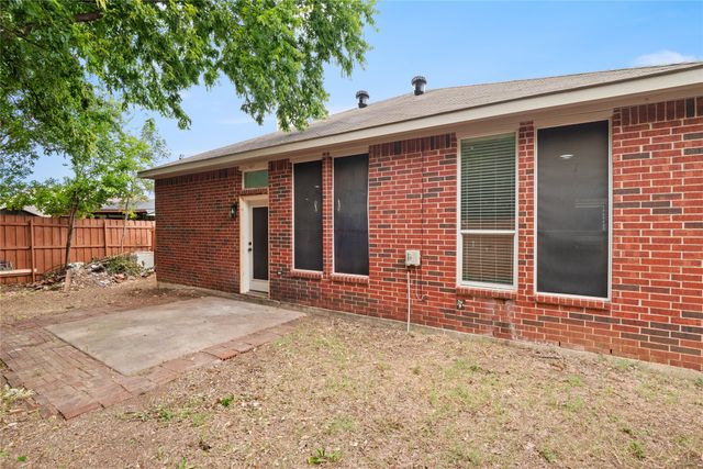 1123 Baja Drive, Grand Prairie, TX 75052