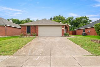 1123 Baja Drive, Grand Prairie, TX 75052