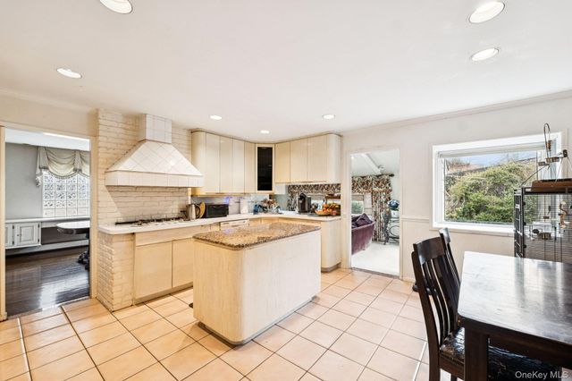 26 Dell Drive, East Rockaway, NY 11518