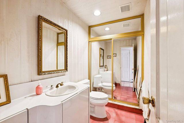 26 Dell Drive, East Rockaway, NY 11518