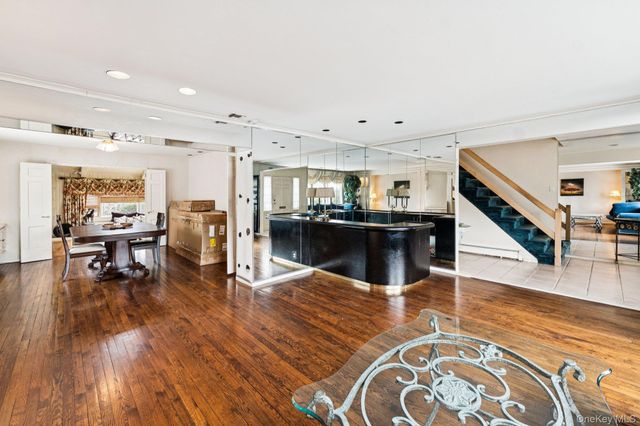 26 Dell Drive, East Rockaway, NY 11518