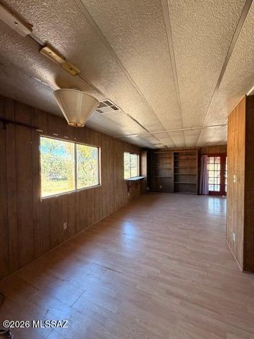 1144 W Edwards Lane, Benson, AZ 85602