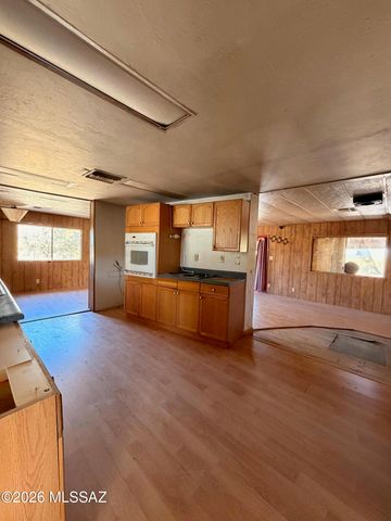 1144 W Edwards Lane, Benson, AZ 85602