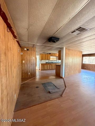 1144 W Edwards Lane, Benson, AZ 85602