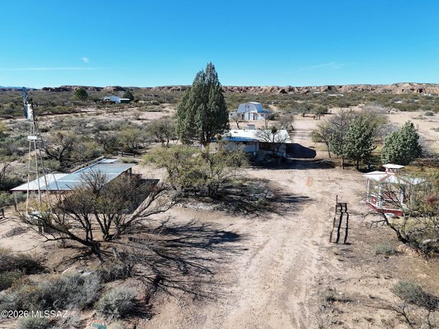 1144 W Edwards Lane, Benson, AZ 85602