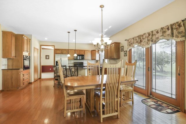 99 Trail E, Pataskala, OH 43062