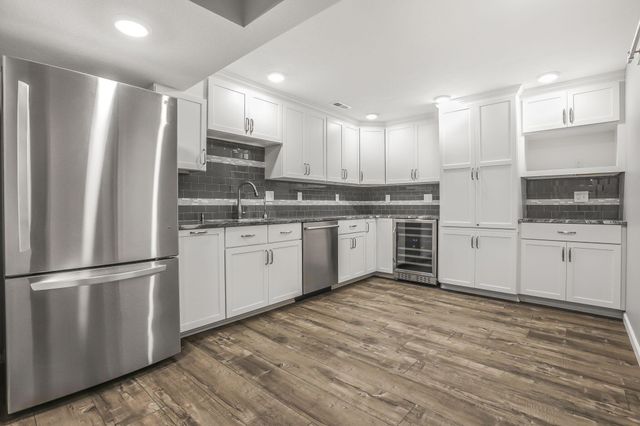 99 Trail E, Pataskala, OH 43062