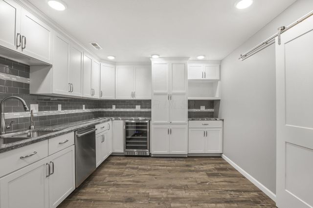 99 Trail E, Pataskala, OH 43062