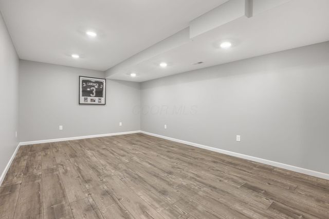 99 Trail E, Pataskala, OH 43062