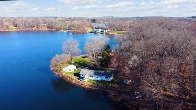 1556 W Severs Road, La Porte, IN 46350