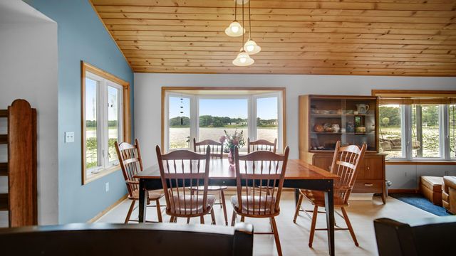 1556 W Severs Road, La Porte, IN 46350