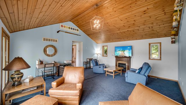 1556 W Severs Road, La Porte, IN 46350