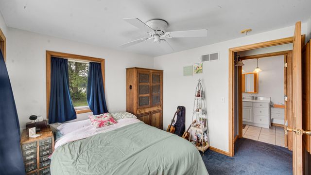 1556 W Severs Road, La Porte, IN 46350