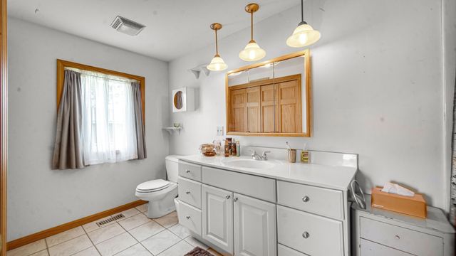 1556 W Severs Road, La Porte, IN 46350