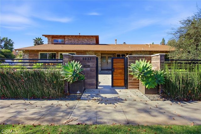 5237 Topanga Canyon, Woodland Hills, CA 91364
