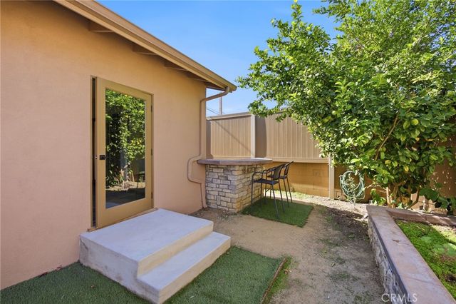 5237 Topanga Canyon, Woodland Hills, CA 91364