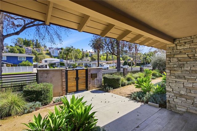 5237 Topanga Canyon, Woodland Hills, CA 91364
