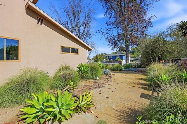 5237 Topanga Canyon, Woodland Hills, CA 91364
