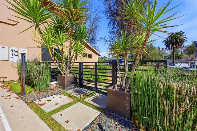 5237 Topanga Canyon, Woodland Hills, CA 91364
