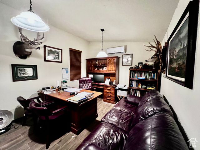 5441 N EAGLE DR, Kenilworth, UT 84529