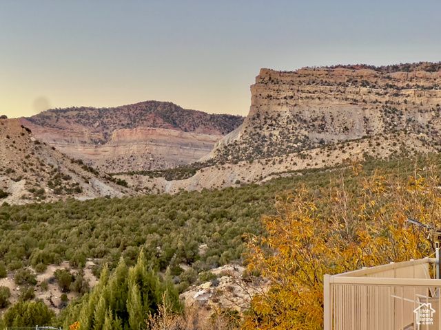 5441 N EAGLE DR, Kenilworth, UT 84529