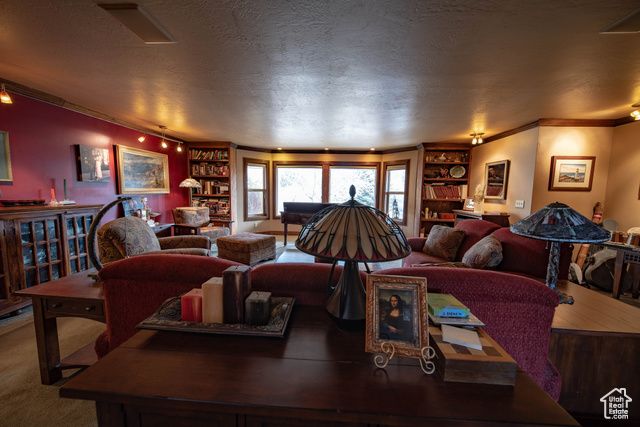 5441 N EAGLE DR, Kenilworth, UT 84529