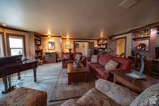 5441 N EAGLE DR, Kenilworth, UT 84529