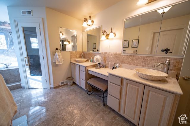 5441 N EAGLE DR, Kenilworth, UT 84529