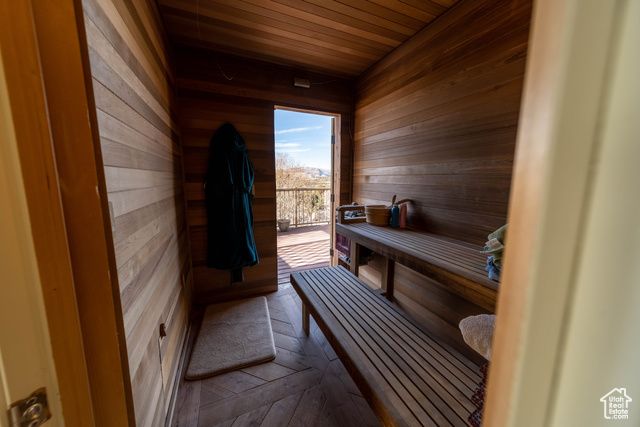 5441 N EAGLE DR, Kenilworth, UT 84529