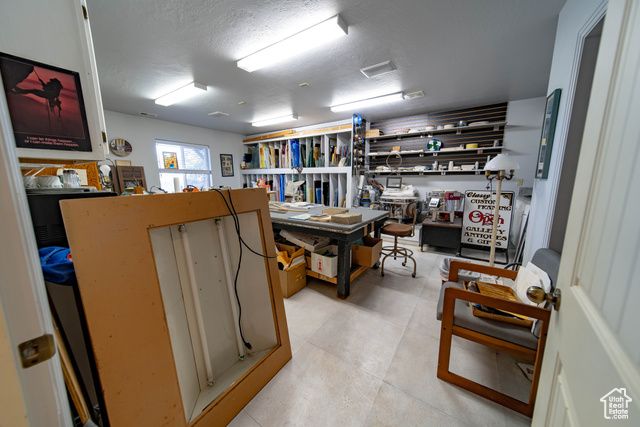 5441 N EAGLE DR, Kenilworth, UT 84529