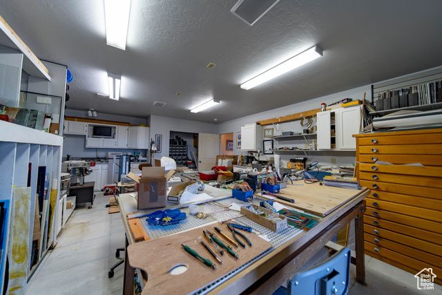 5441 N EAGLE DR, Kenilworth, UT 84529