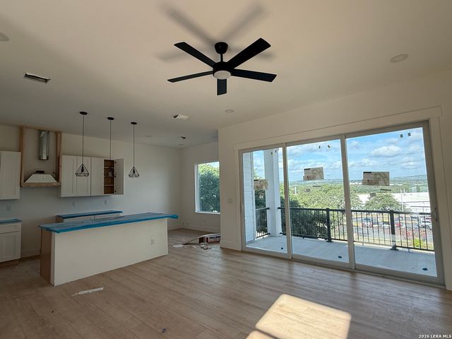 104 MAGNOLIA CIR, Boerne, TX 78006