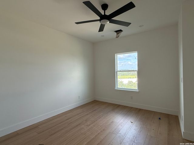 104 MAGNOLIA CIR, Boerne, TX 78006