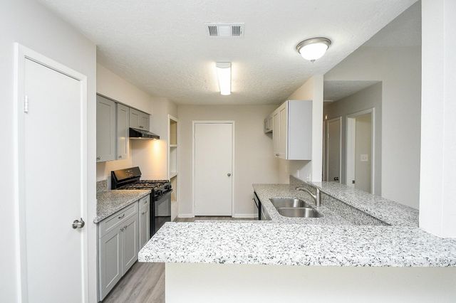 15315 Cedar Ridge Drive, Houston, TX 77082