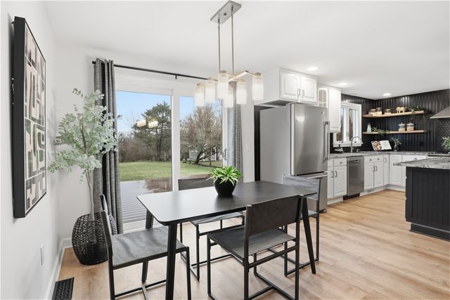 18 Wheatfield Circle, Perinton, NY 14450